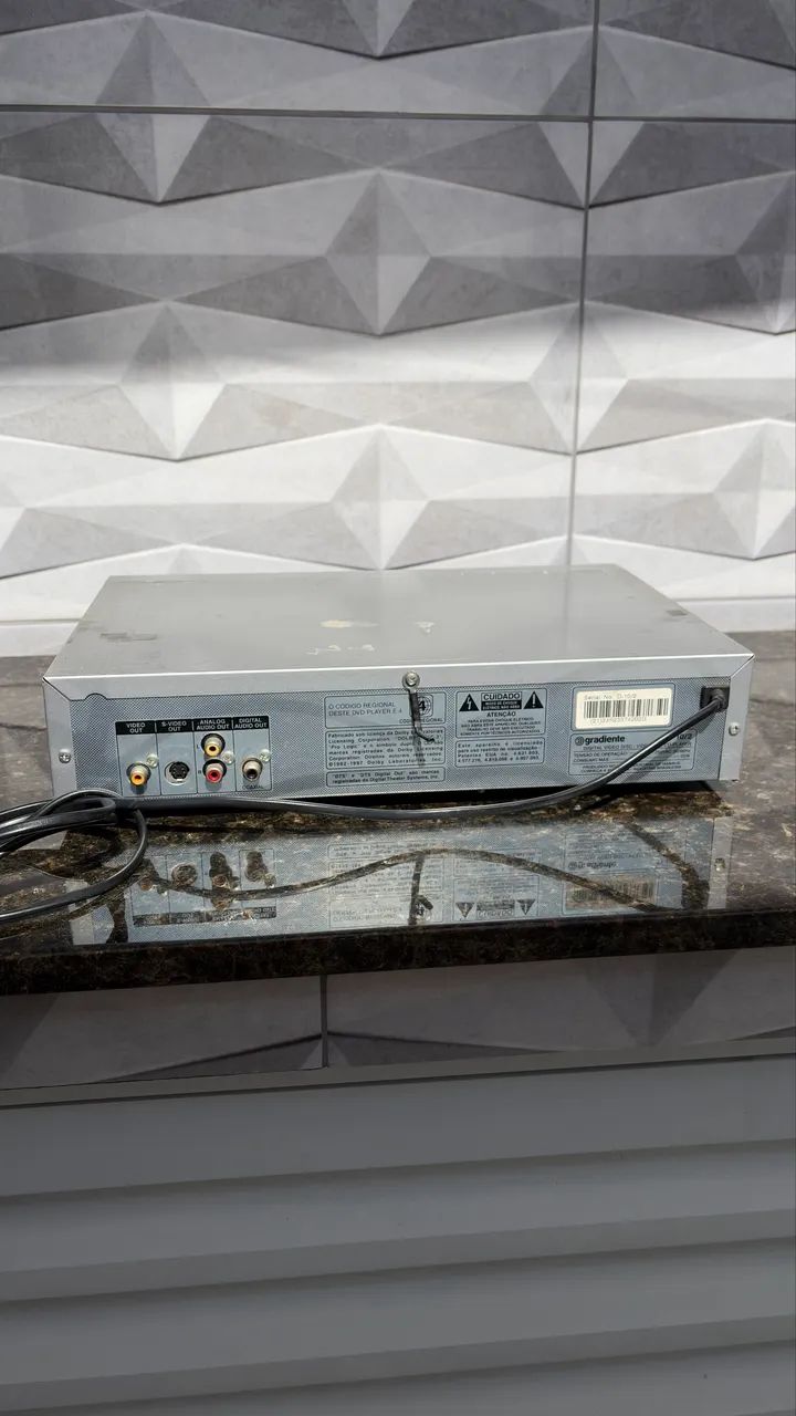 DVD Player Gradiente D21/3 - Foto 2