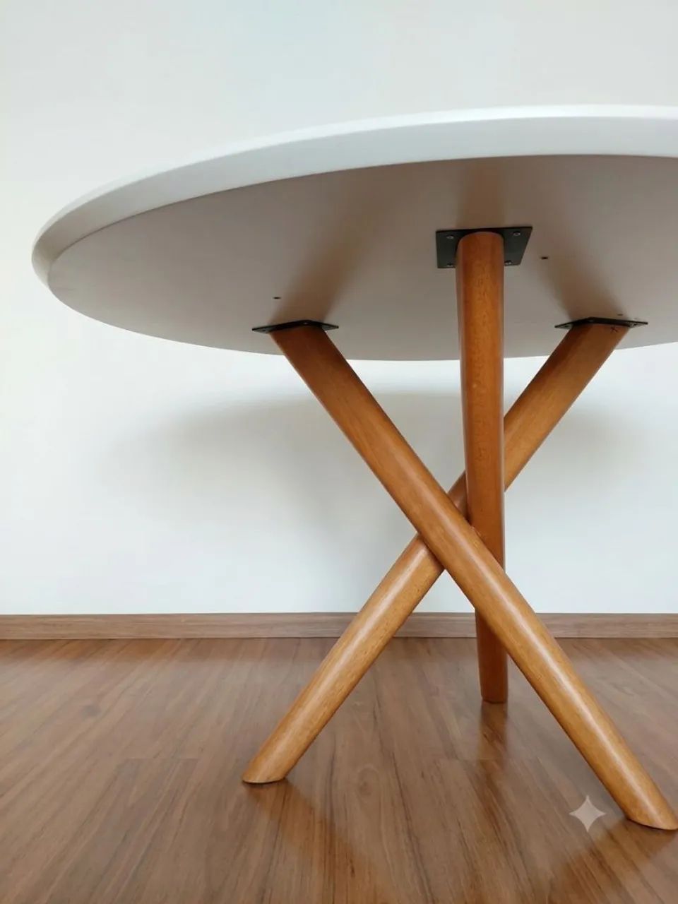 MESA DE JANTAR REDONDA VERSÁTIL E COM DESIGN MODERNO - Foto 4