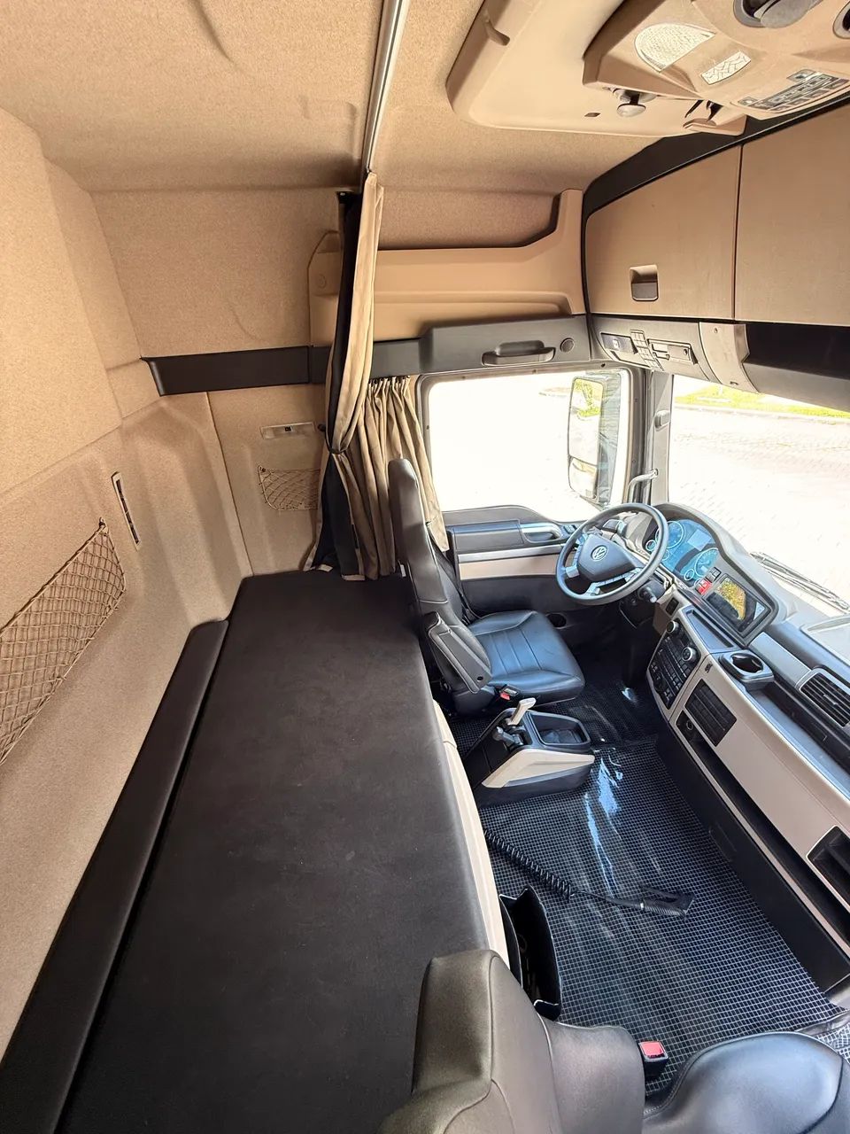 VW Meteor 29.520  6x4 - Foto 13