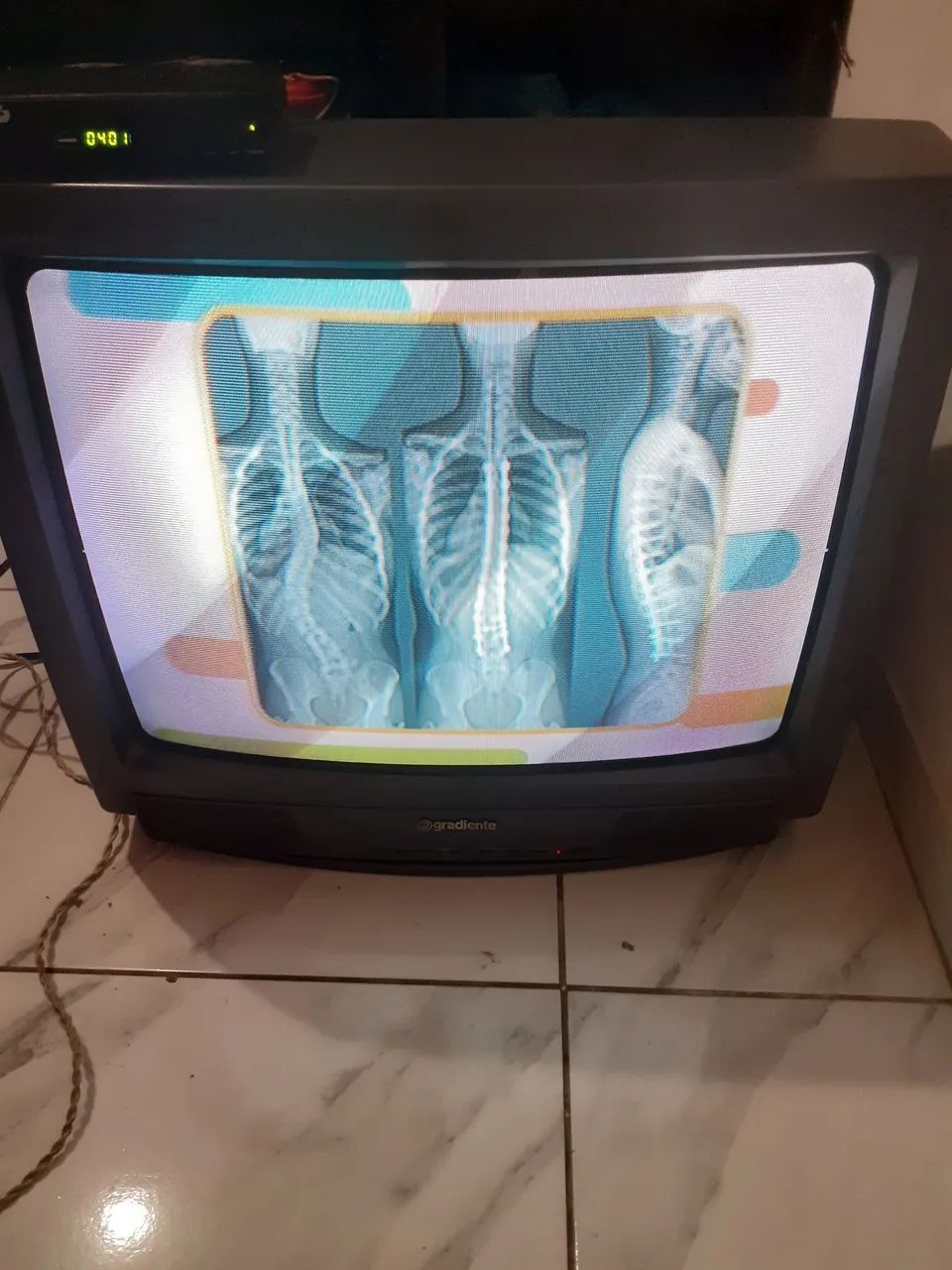 Tv gradiente 27 polegadas  - Foto 4