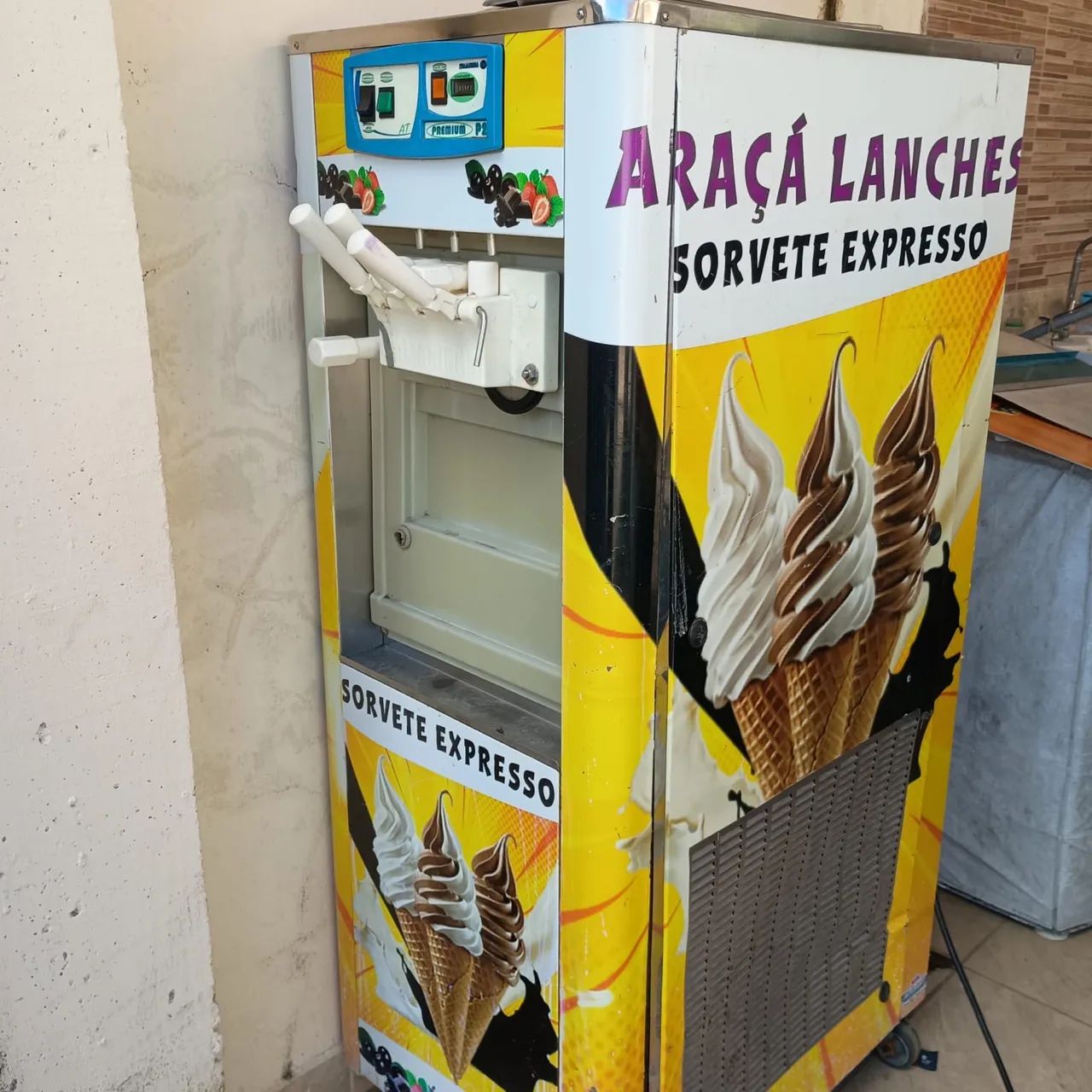 Máquina de sorvete soft italianinha