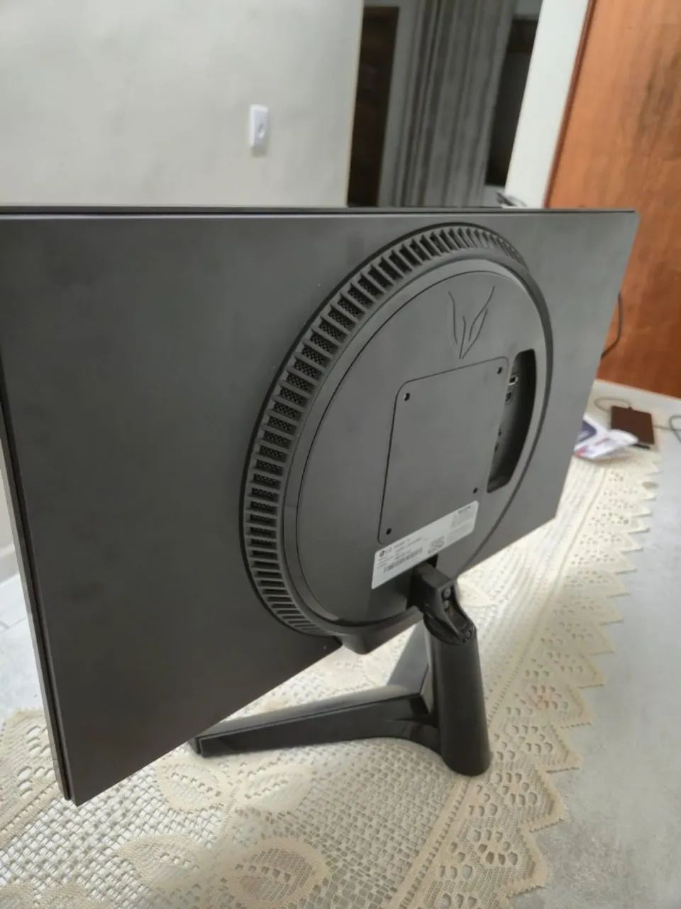 Monitor IPS Full HD LG ULTRAGEAR 24" 180HZ - Foto 2