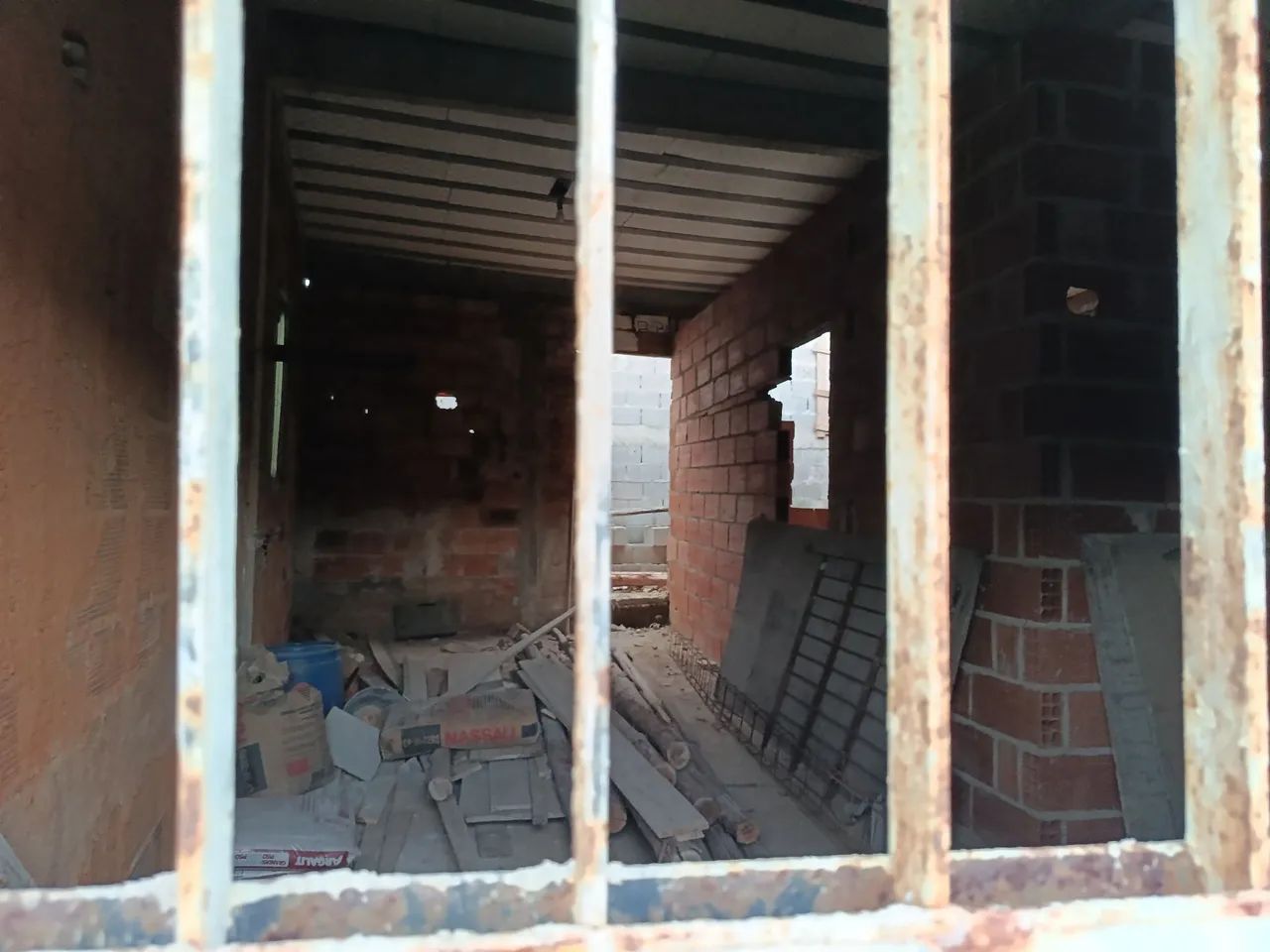 Casa, em ótimo localização próximo de tudo - Foto 5
