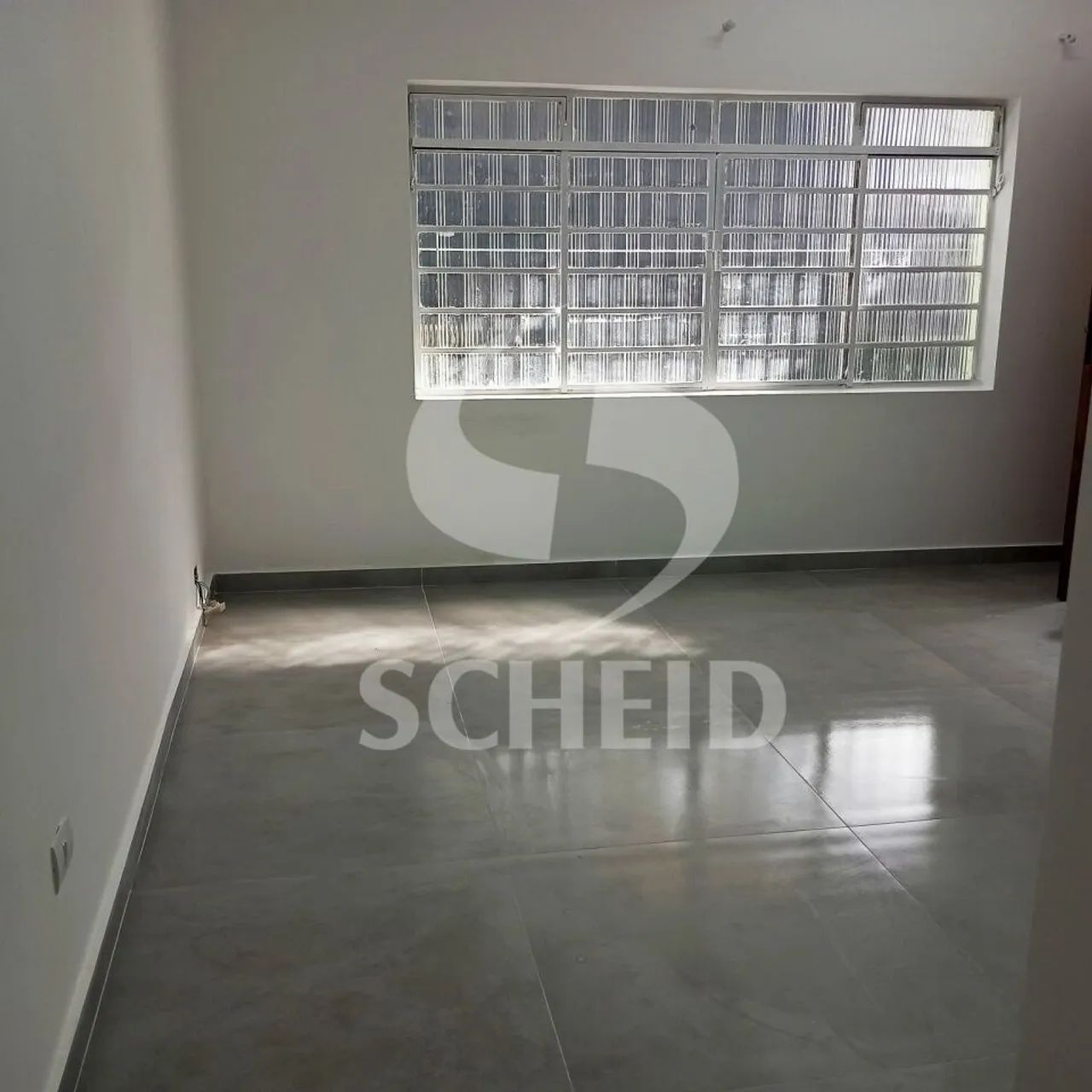 Casa a venda de 130,00m² útil, com 2 quartos e 4 vagas na Vila Mascote. - Foto 2
