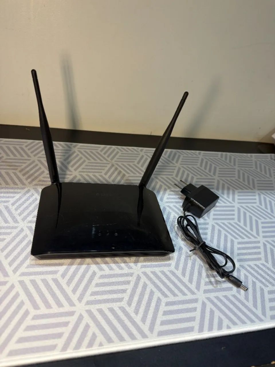 Roteador D-Link DIR-615 N300 2 Antenas com Fonte