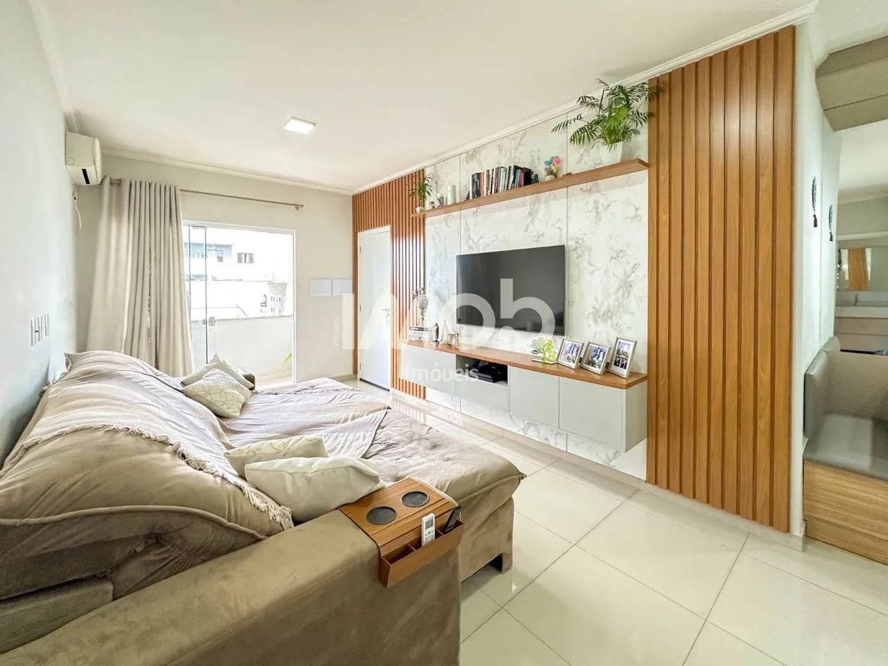 Apartamento com 2 Quartos, Rau