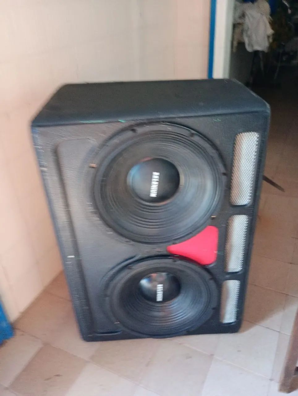 Caixa de som automotivo.   - Foto 2