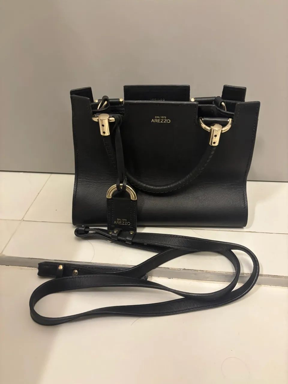 Bolsa preta Arezzo