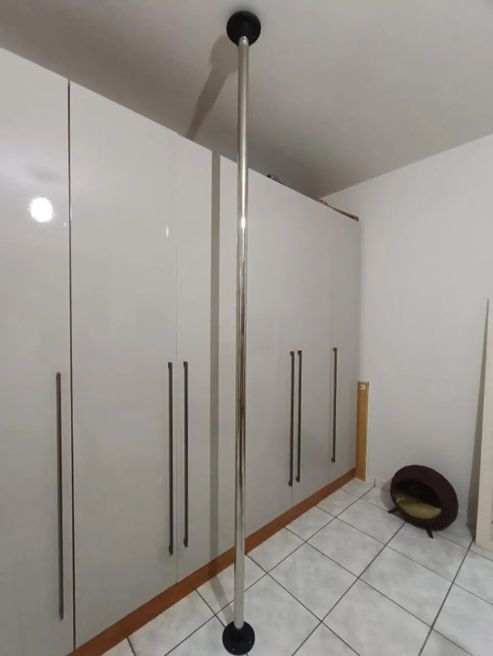 Barra de pole dance removível 