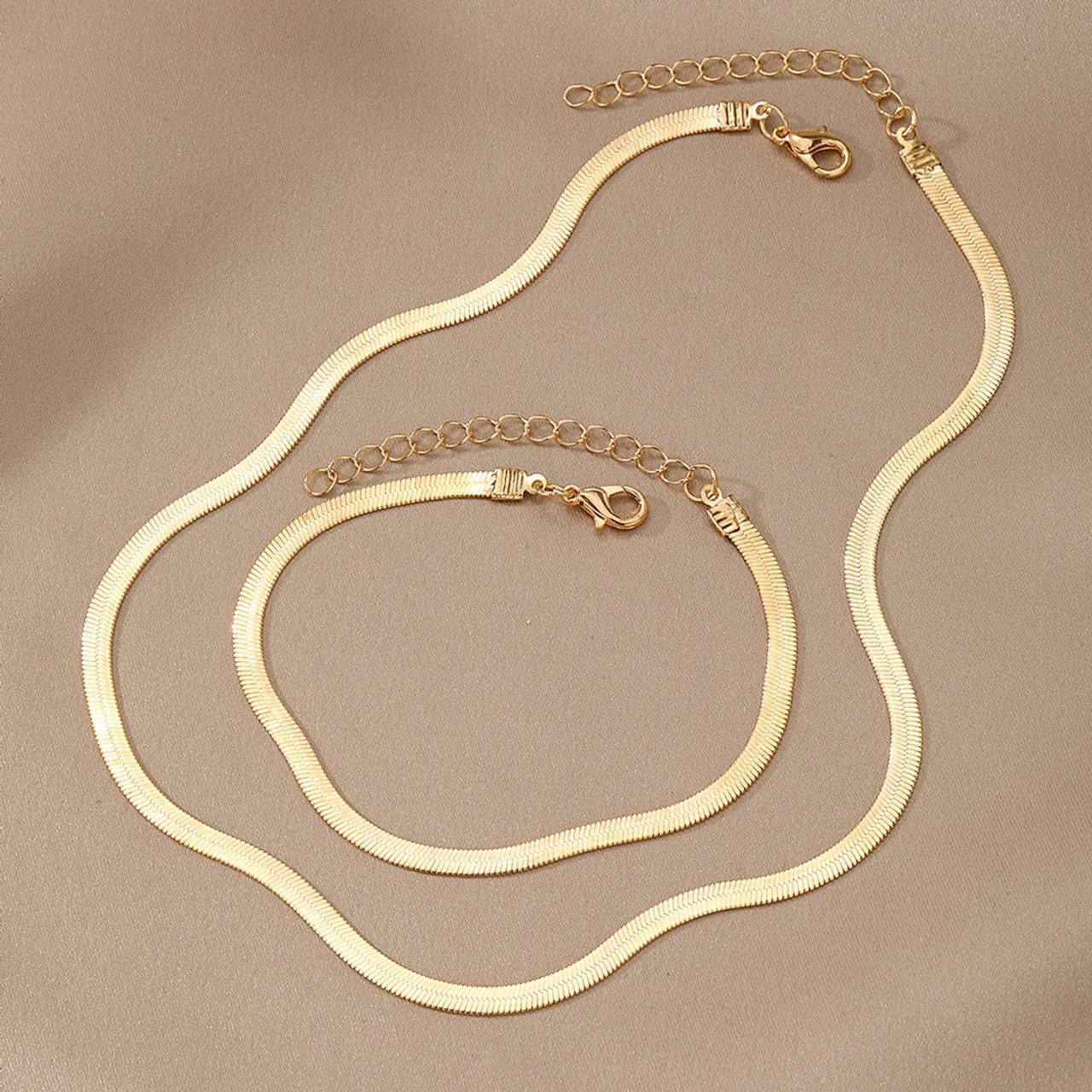 CONJUNTO DOURADO COLAR E PULSEIRA