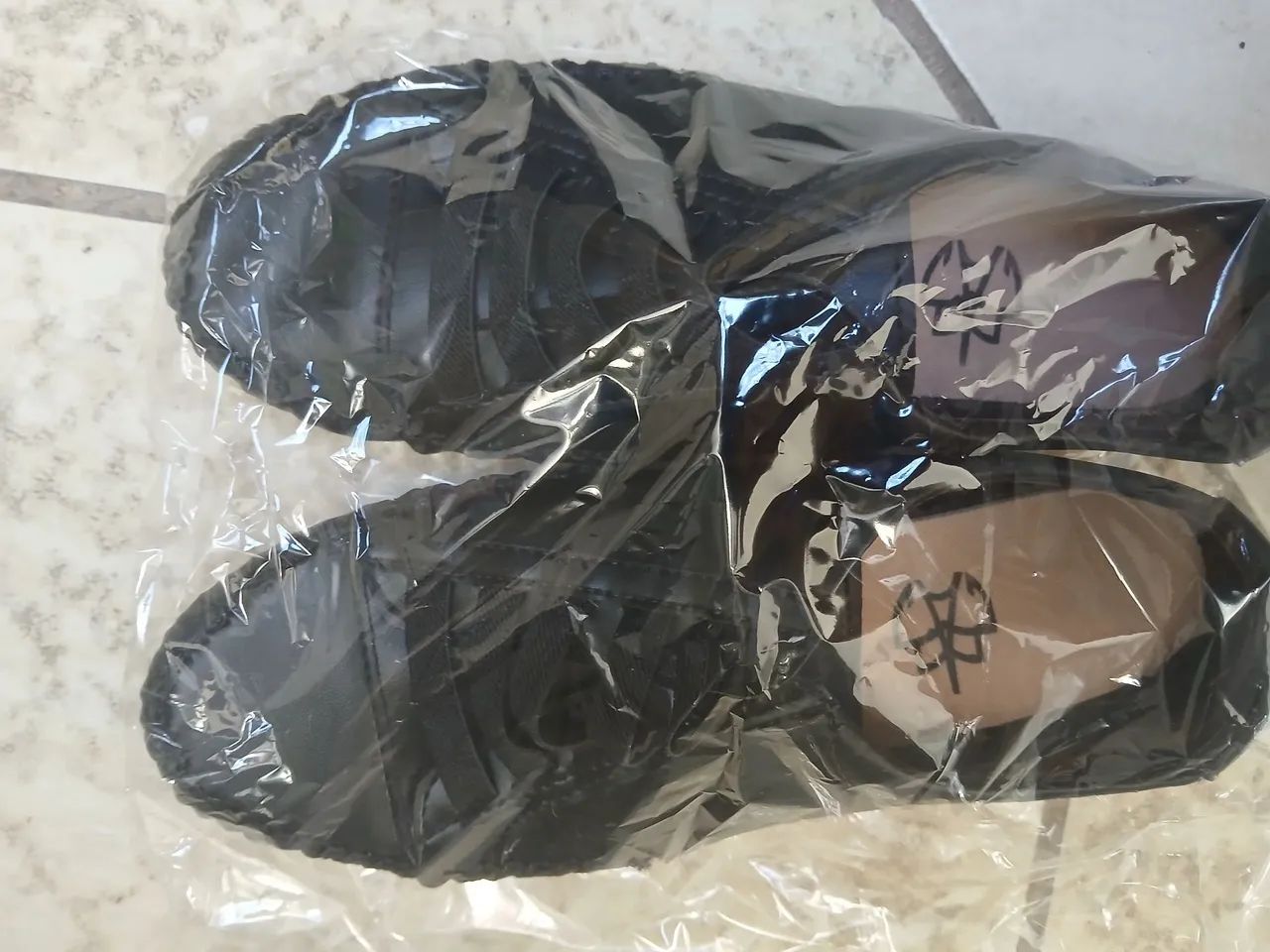 Sapato novos e usado
