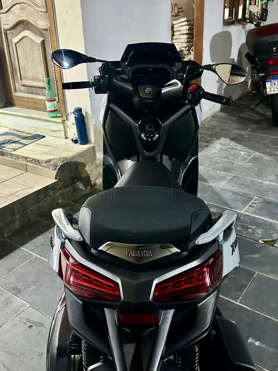 Xmax 300 - Foto 4