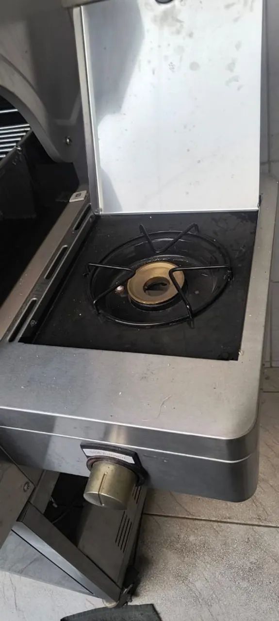 Vendo churrasqueira a gás  - Foto 6