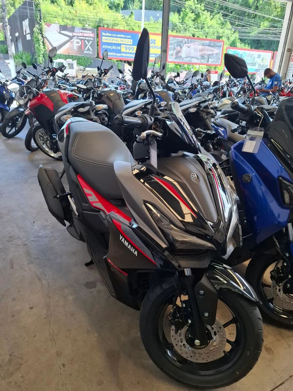 Yamaha Aerox 2026  - Foto 2