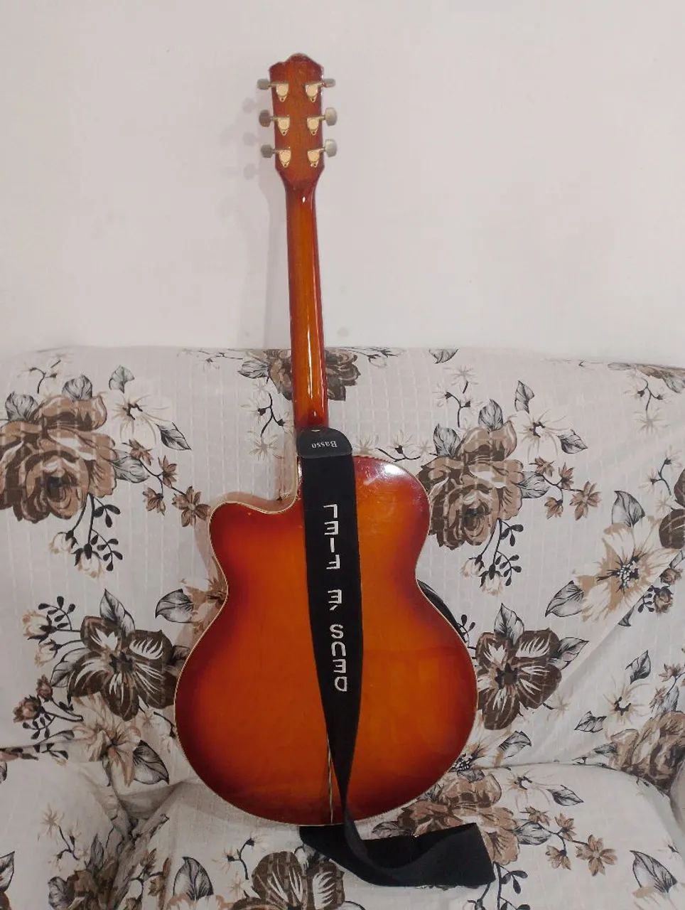 Violão Eagle elétrico preço de desapego  - Foto 3