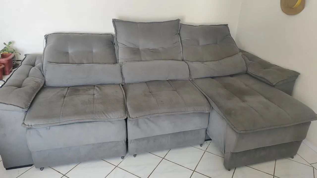 Sofá semi-novo 