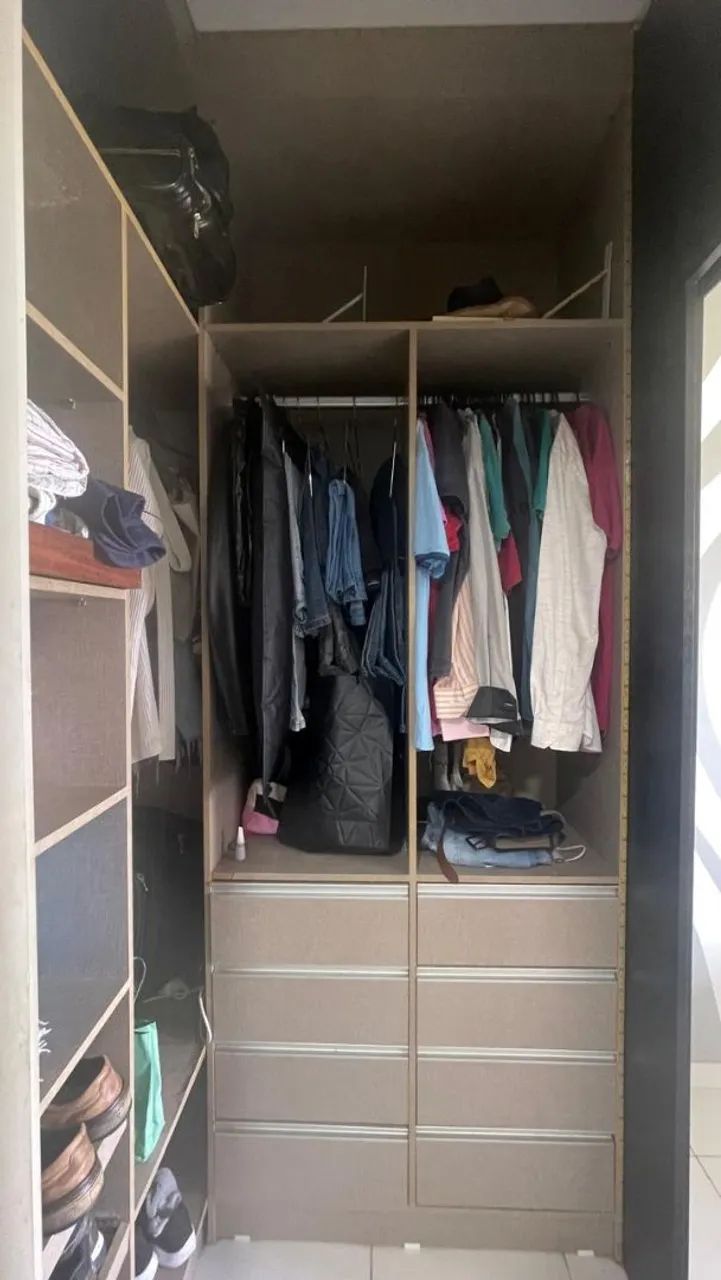 Closet bonito e espaçoso  - Foto 4