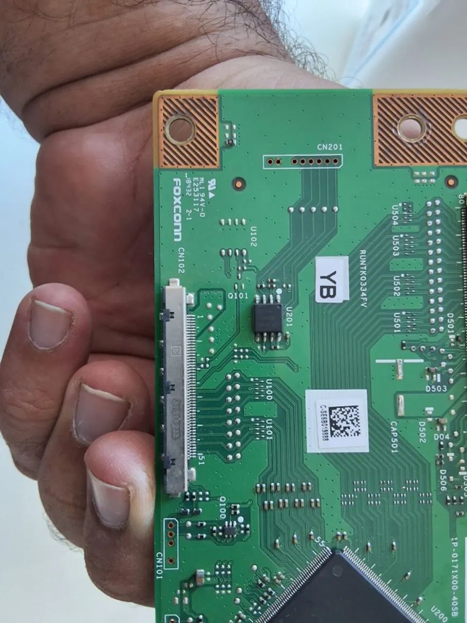 Placa T-Con Foxconn RUNTK0334FV - Compatível LG 60/70 Polegadas - Foto 3