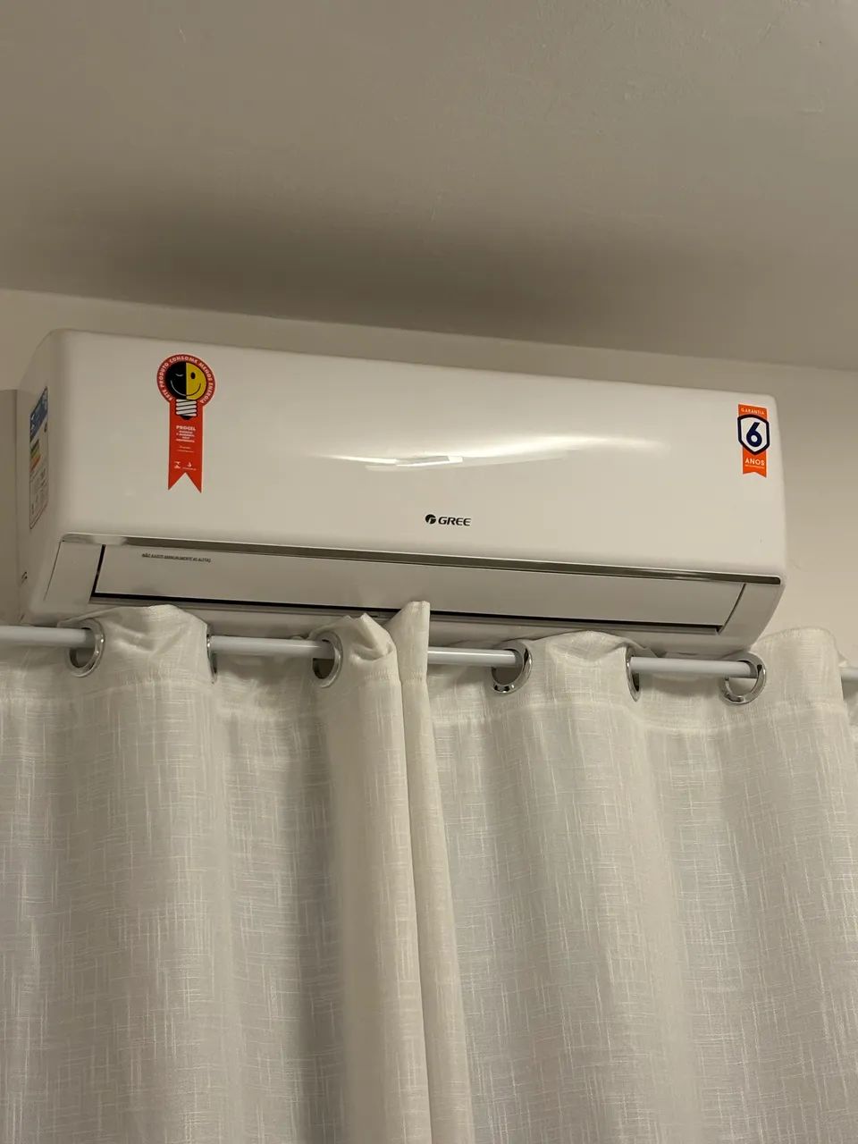AR CONDICIONADO SPLIT 12.000 BTUs GREE