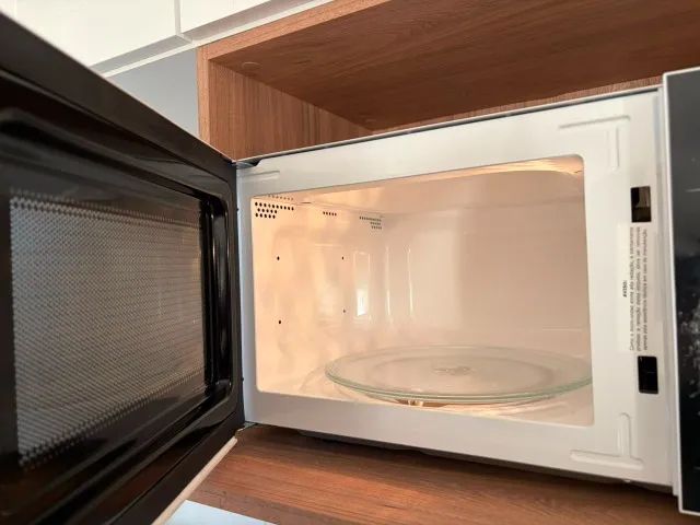 Microondas 20L Britânia  - Foto 2