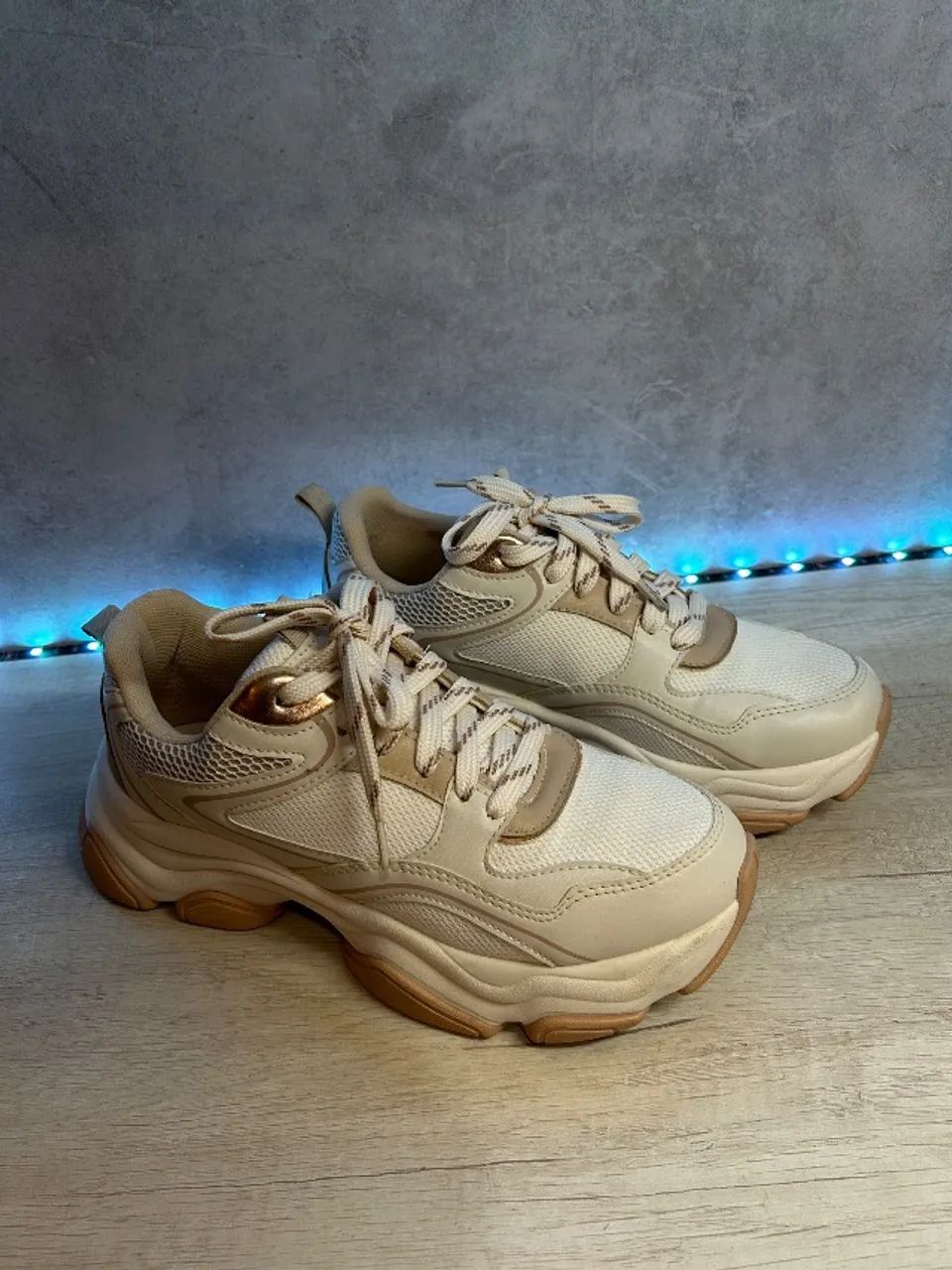 tenis milano feminino off white 39 - Foto 3