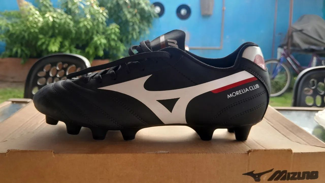 Chuteira mizuno original numero 38 - Calçados Esportivos - Barra