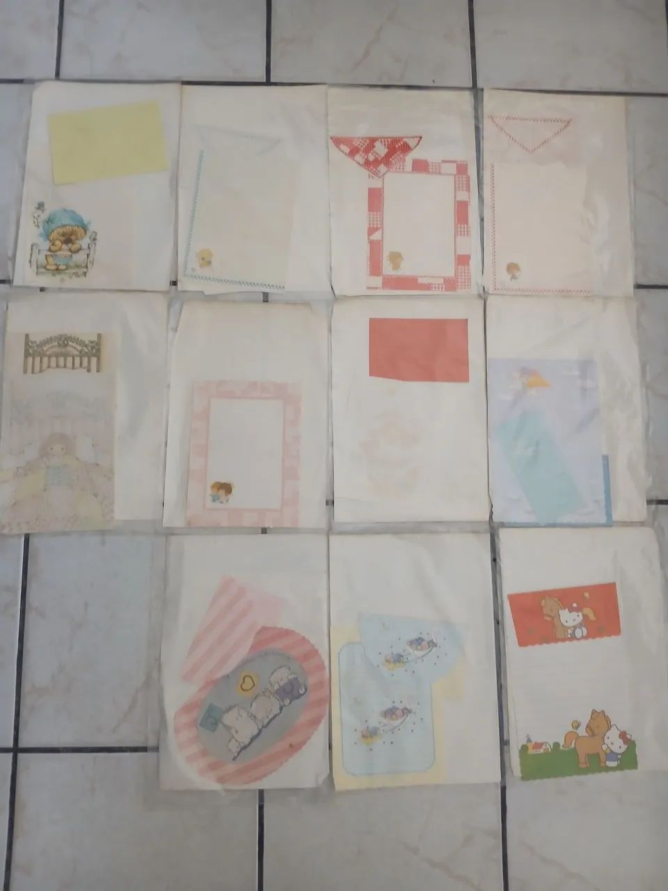 Lote de Papéis de carta ( com envelope e sem envelope) - Foto 2