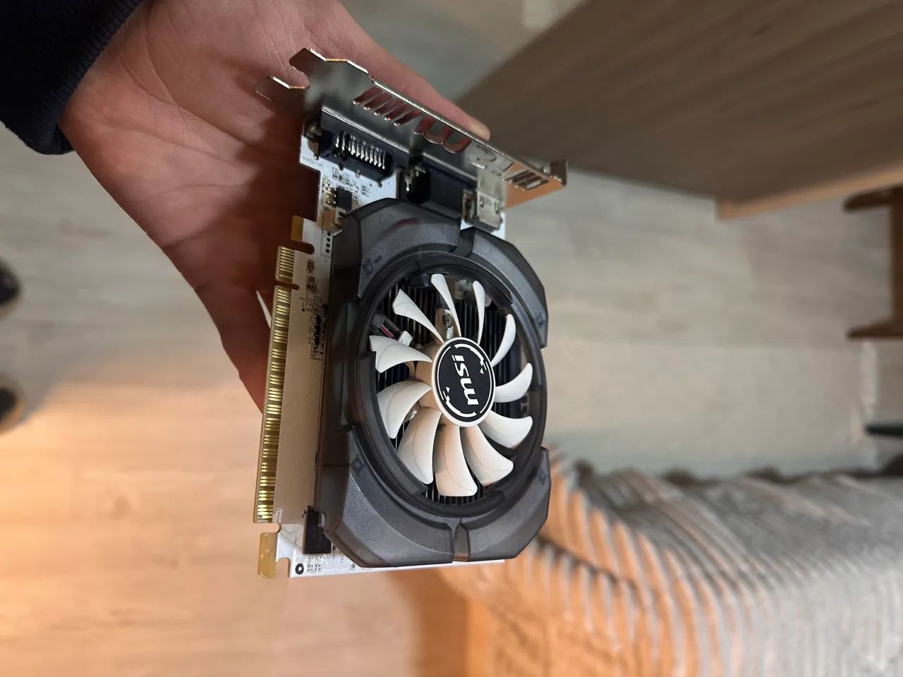 Placa de Vídeo MSI GeForce GT 730 2GB DDR3