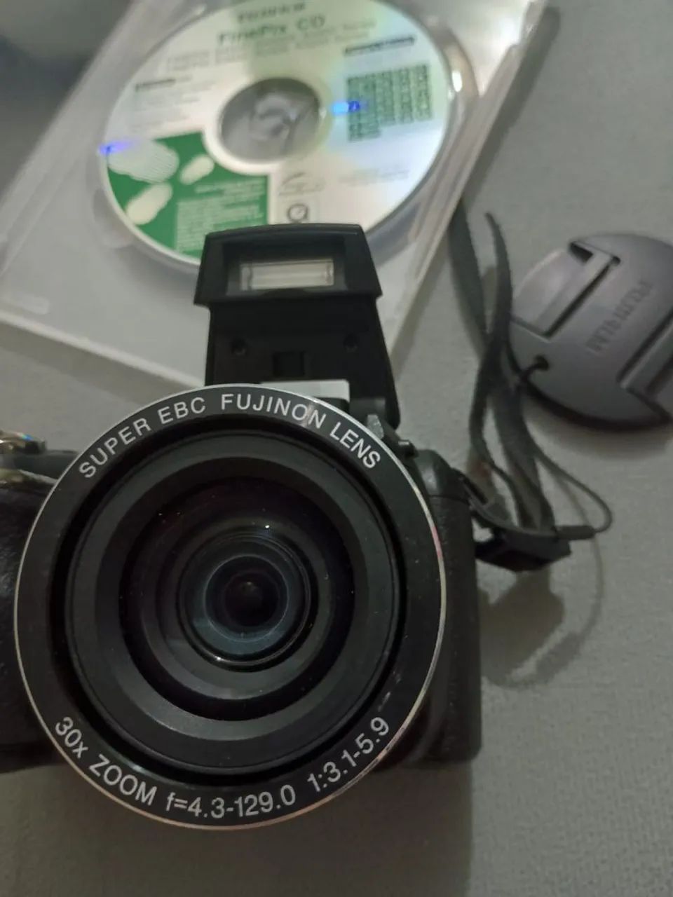 CAMERA SEMIPROFISSIONAL FUJI FINEPIX  - Foto 2