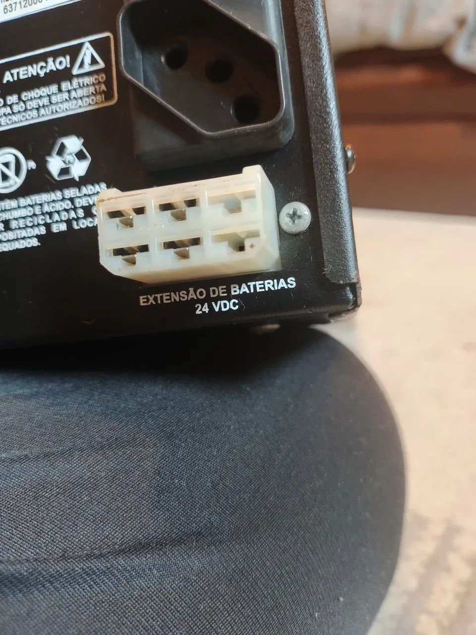 Nobreak Back UPS 1500 APC - Foto 4