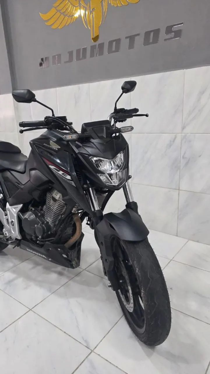 Twister 300f 2025 Único Dono! Moto com possibilidade de financiar Zero Entrada! - Foto 2