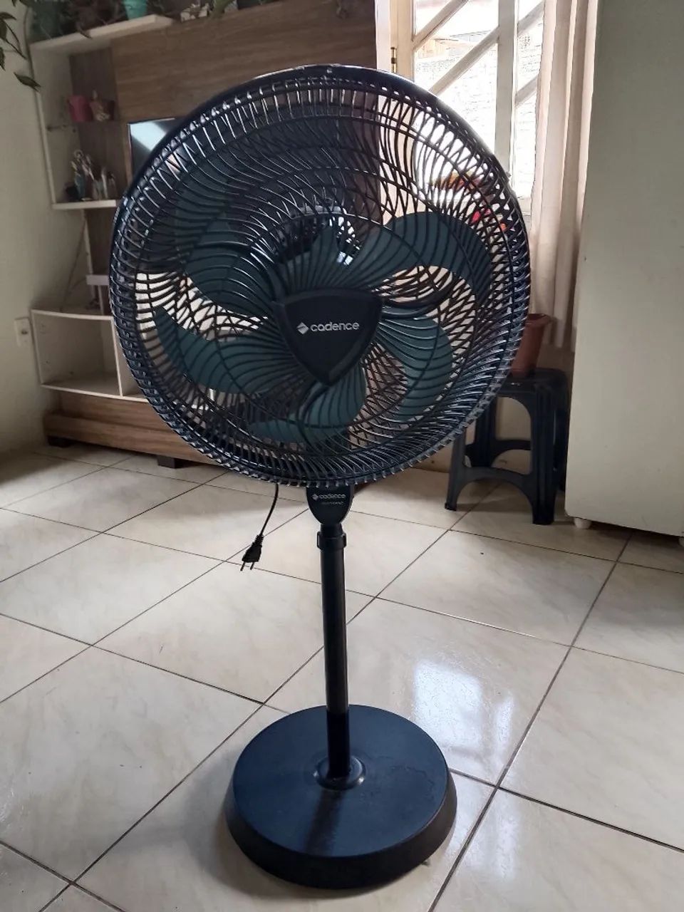 Vendo ventilador ele está funcionando perfeitamente,só precisa de uma aelice nova  - Foto 2