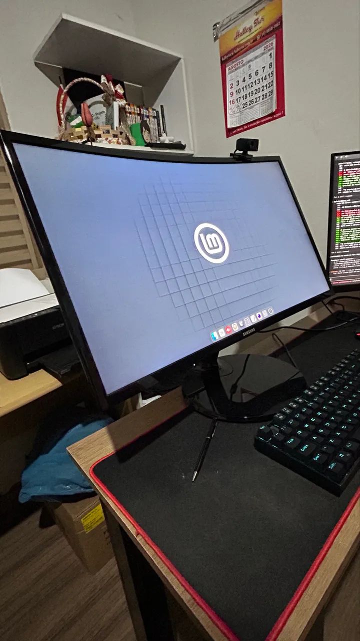 Monitor Samsung 27" Curvo - Foto 5