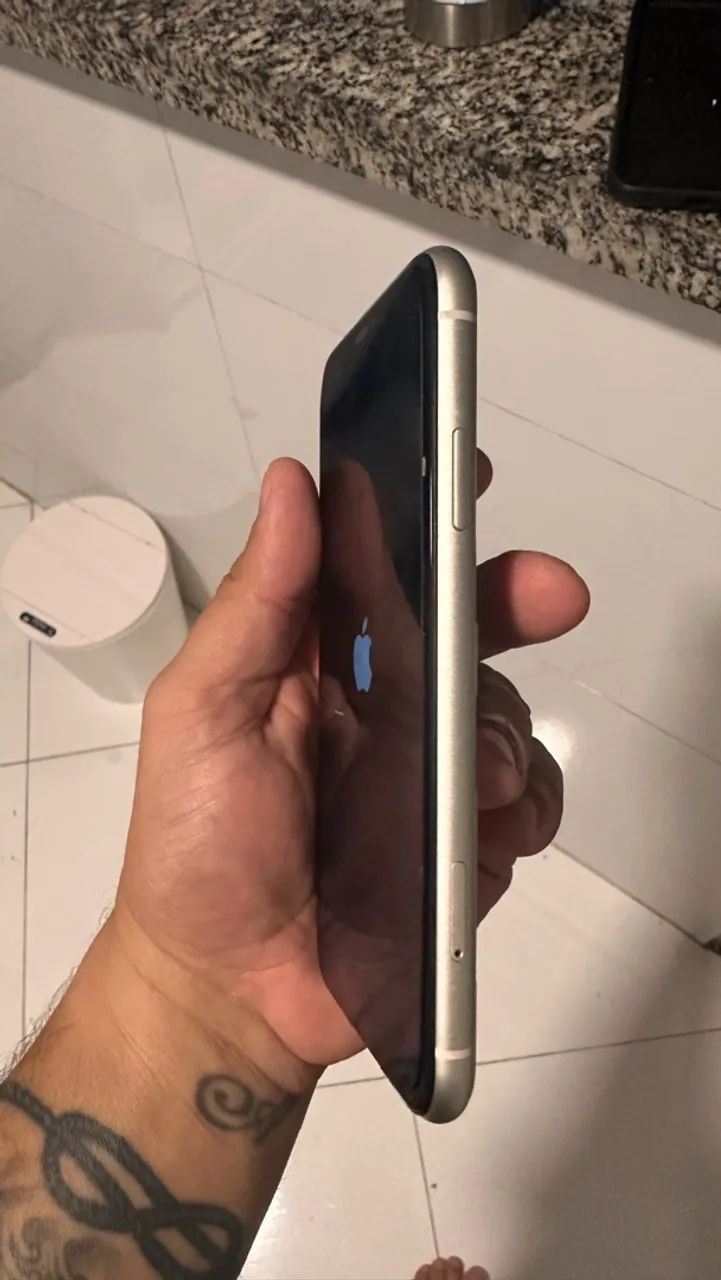 iPhone 11. 128 gigas (LEIA O ANÚNCIO )