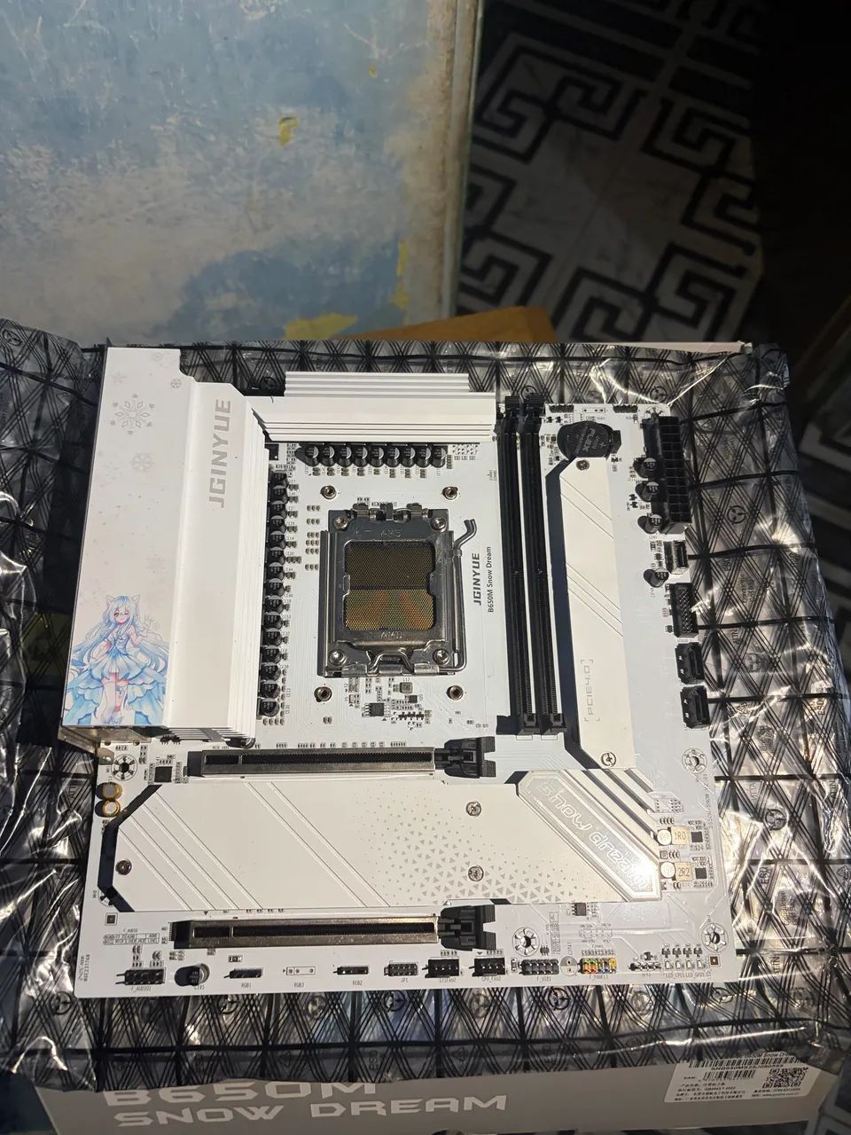 B650m snow dream COM DEFEITO