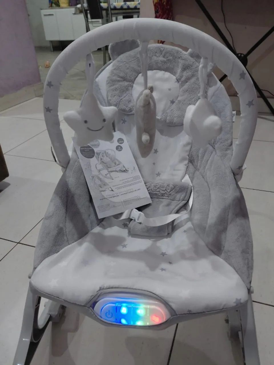 cadeira de descanso musical infantil
