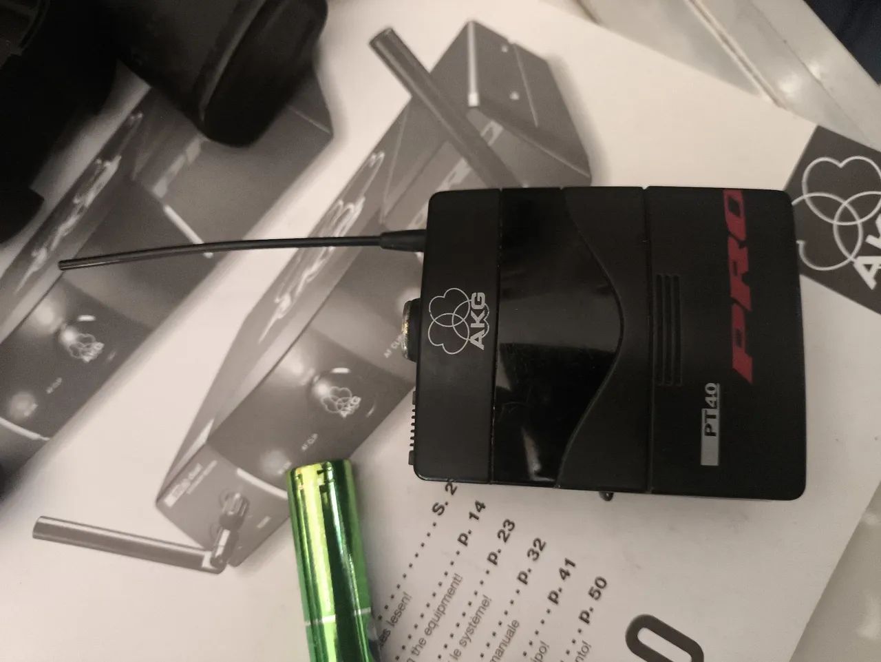Transmissor AKG modelo WMS 40 PRO  - Foto 5
