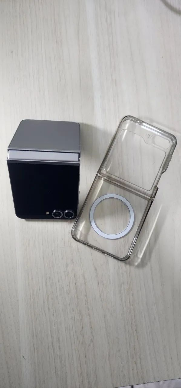 Samsung ZFlip 6  - Foto 2