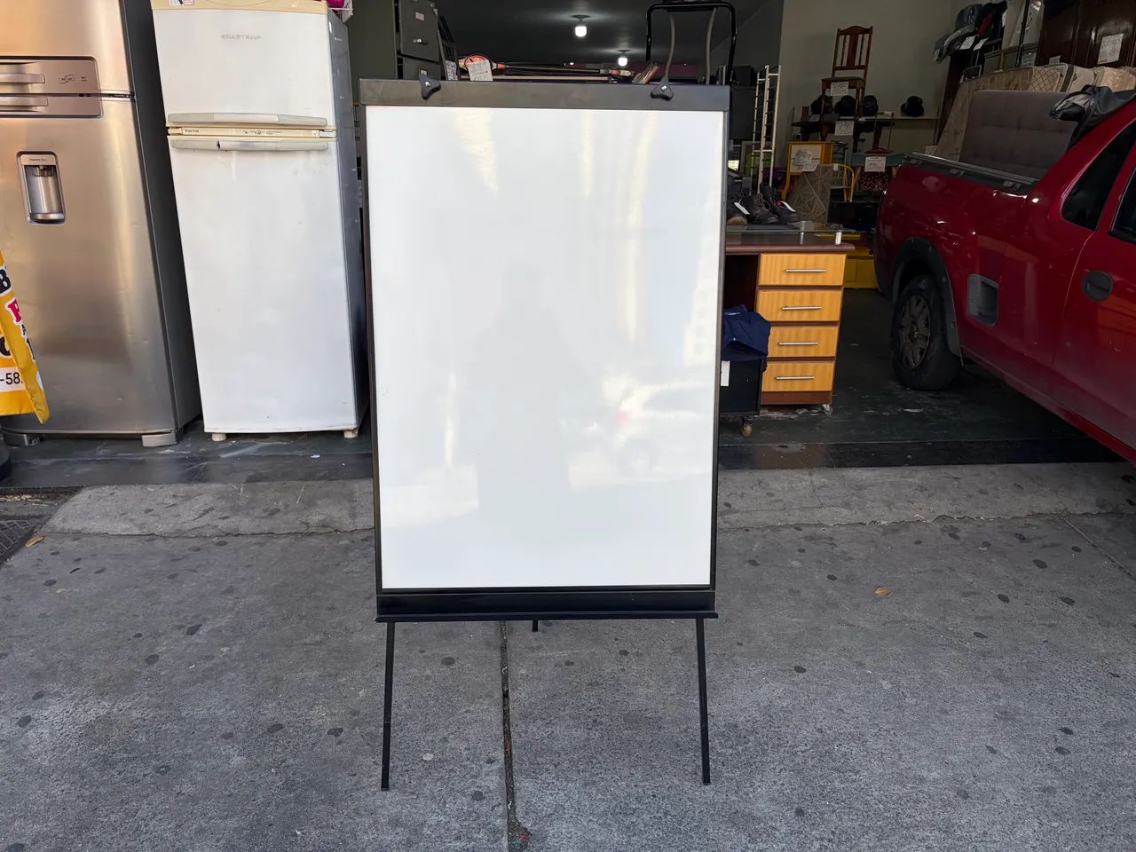 Cavalete Flip chart lousa branca retratil - Foto 3