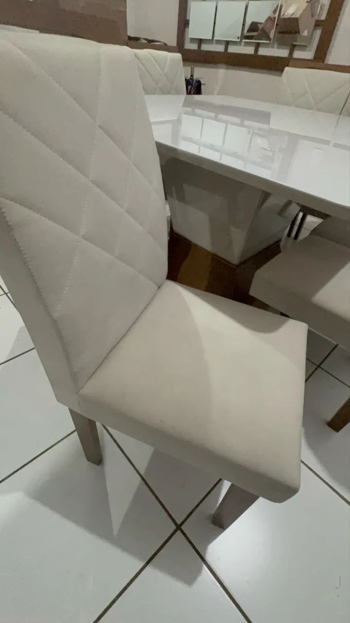 Mesa com cadeiras - Foto 5