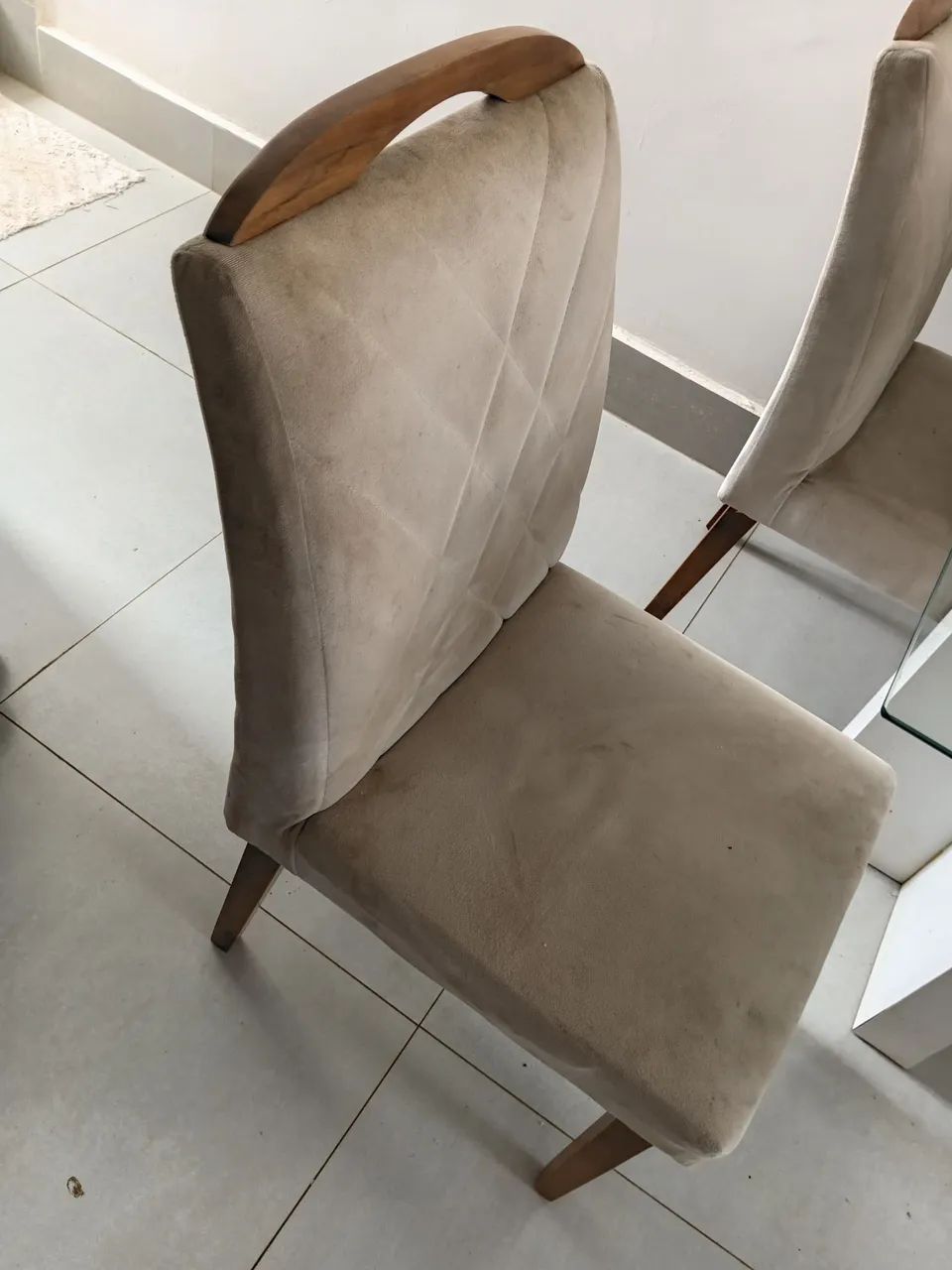 Mesa de vidro com 4 cadeiras - Foto 4