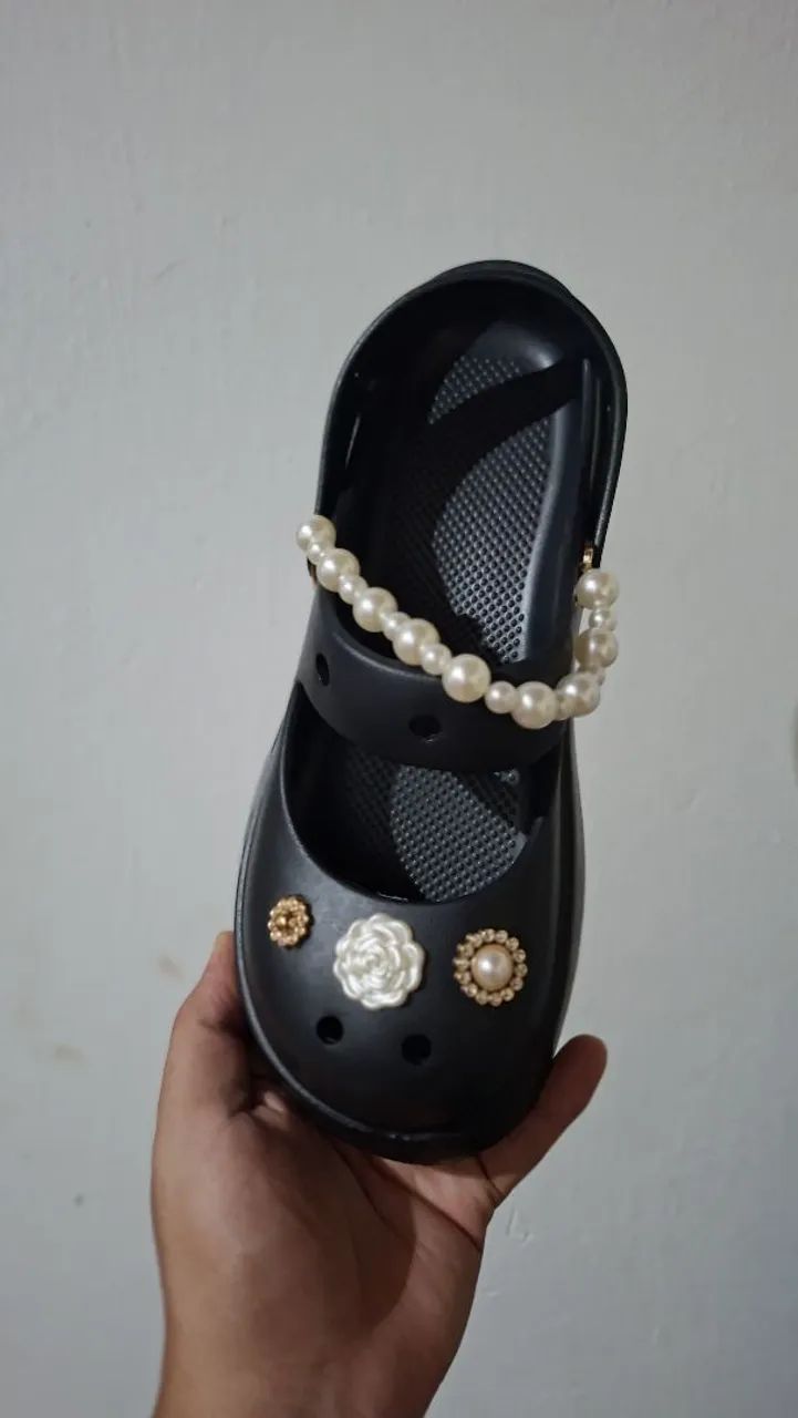 Sandália babuche estilo Crocs à venda - Foto 2