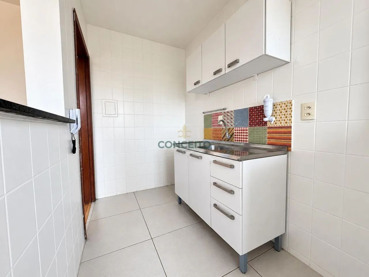 Apartamento com Vista para o Mar e bem próximo ao Parque de Coqueiro | 2 Dormitórios, Sol  - Foto 4