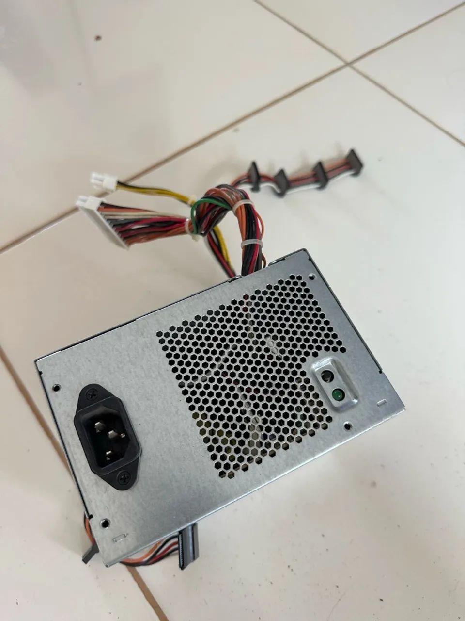 Fonte Dell L305E-S0 - Foto 3