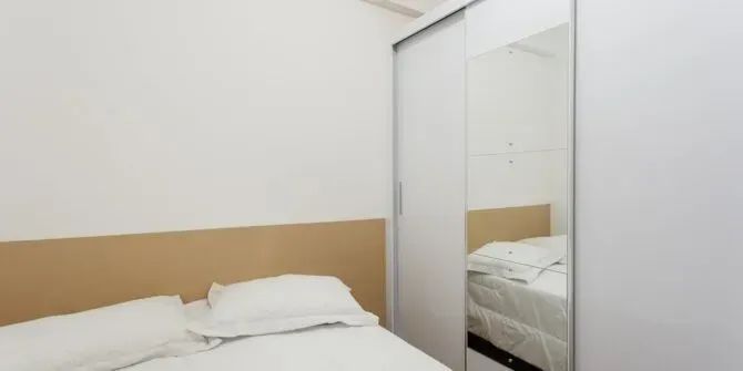 Quarto com banheiro exclusivo no Centro de Florianópolis - AP compartilhado - Foto 3