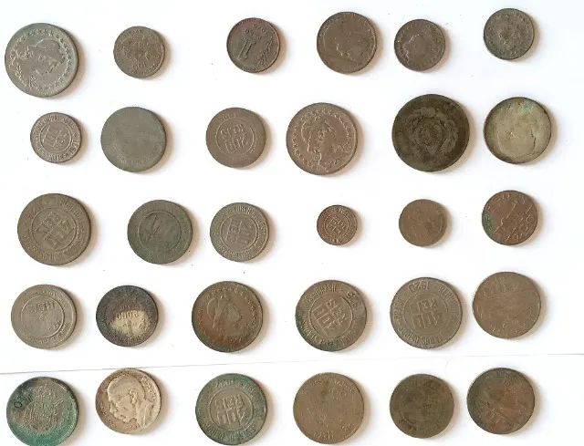 Moedas Antigas diversos anos - Foto 2