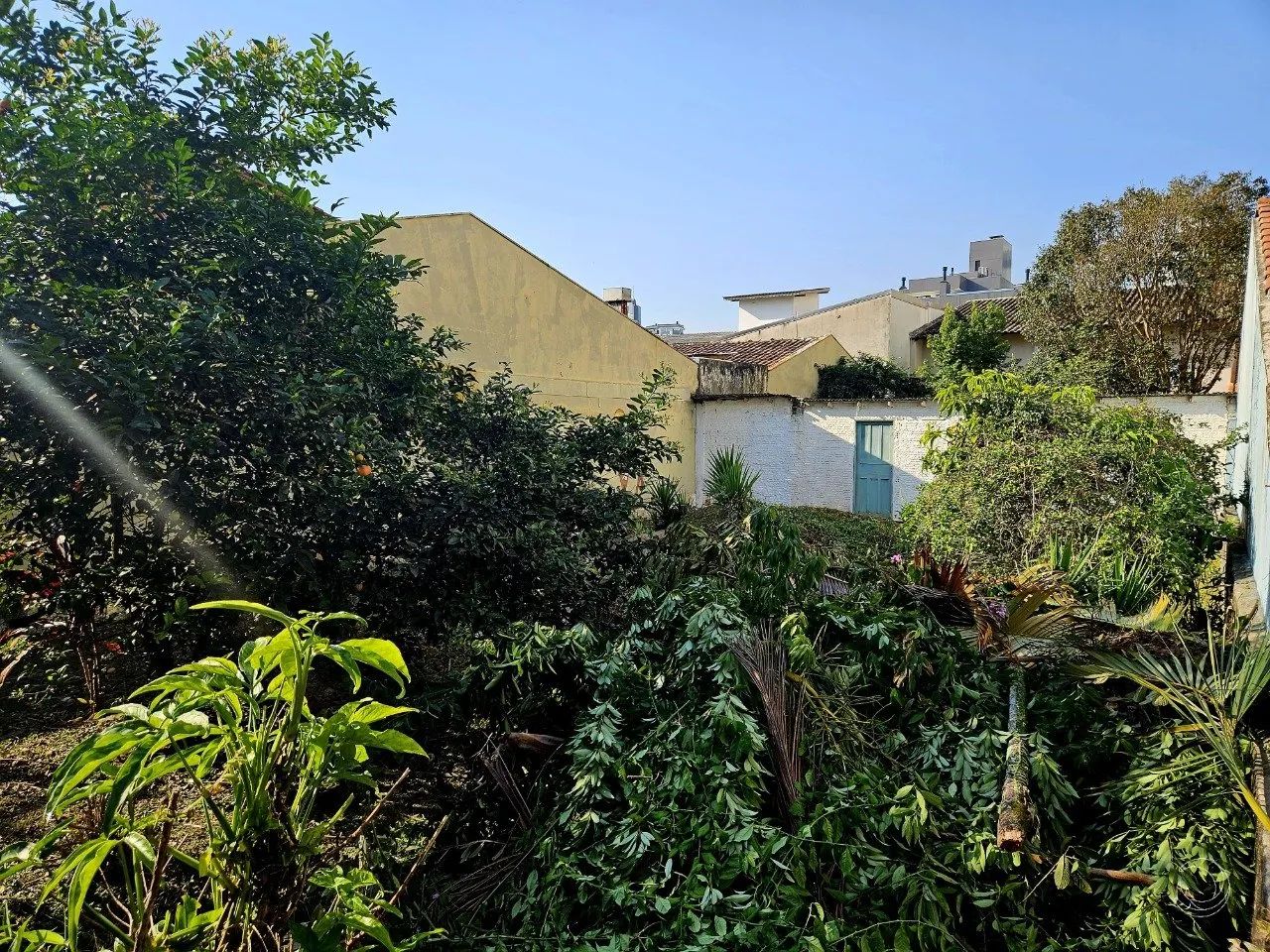 Terreno de 400m² na Trindade