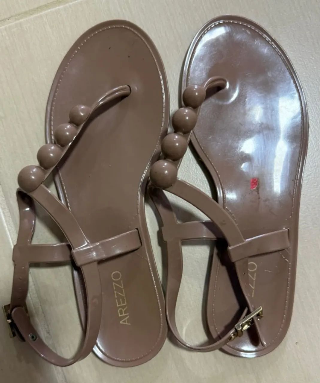 Rasteirinha Arezzo bege com detalhes em bolinhas Tam. 36 - Foto 2