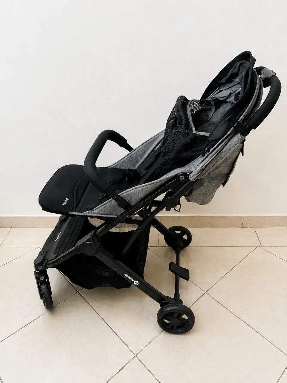 Carrinho de bebê que vira mala  - Foto 3