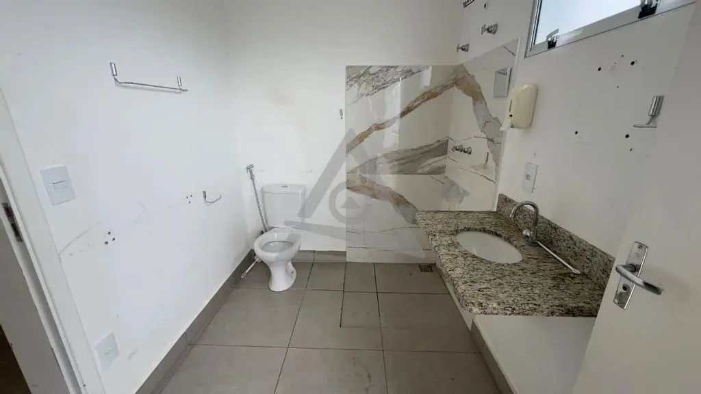 Casa para alugar em Campinas, Parque São Quirino, com 5 quartos, com 334 m² - Foto 5